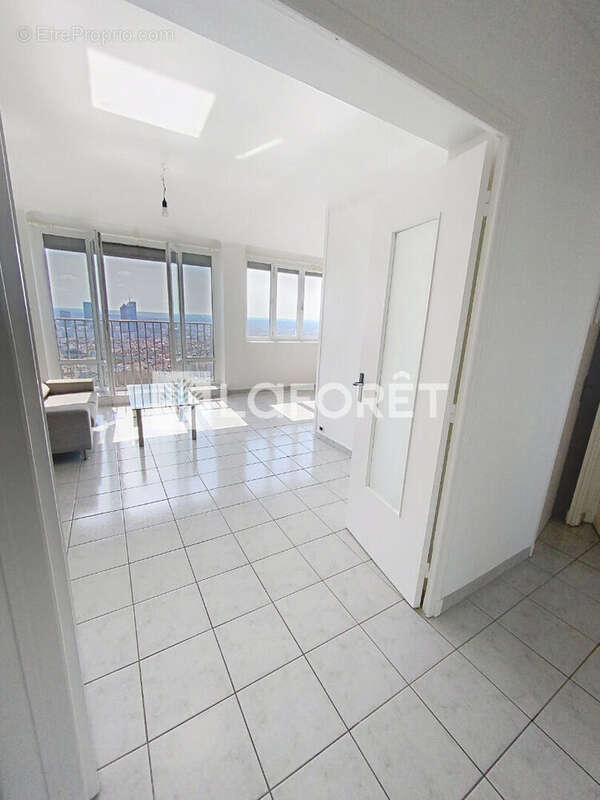 Appartement à LYON-4E