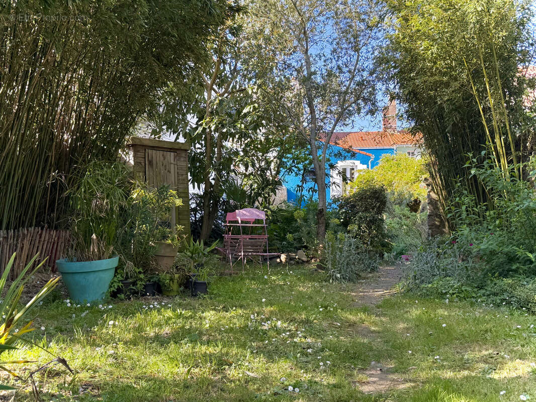 Maison à PAIMBOEUF