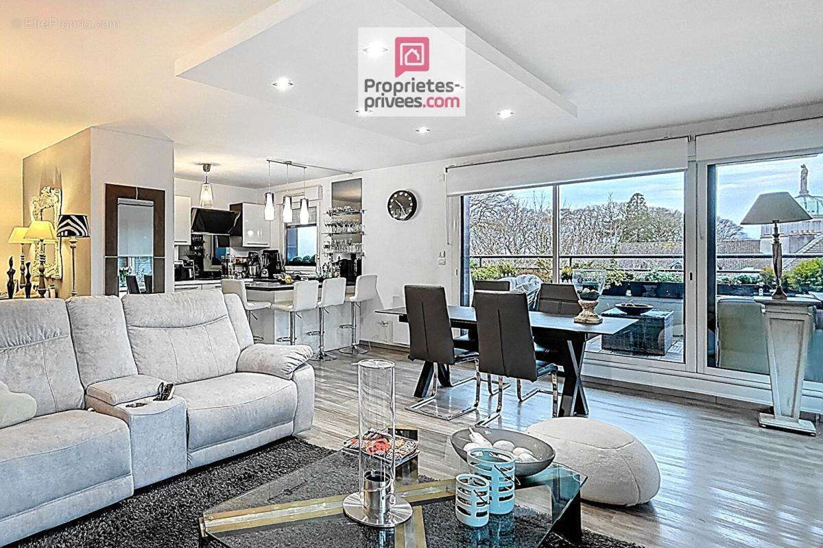 Appartement à SAINT-MARTIN-BOULOGNE