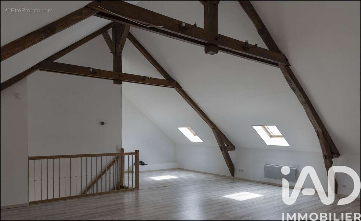 Maison 320 m² à Saint-Aignan-Le-Jaillard  - photo 7