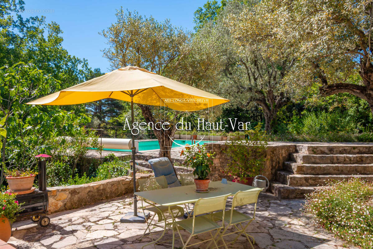 Maison à FAYENCE