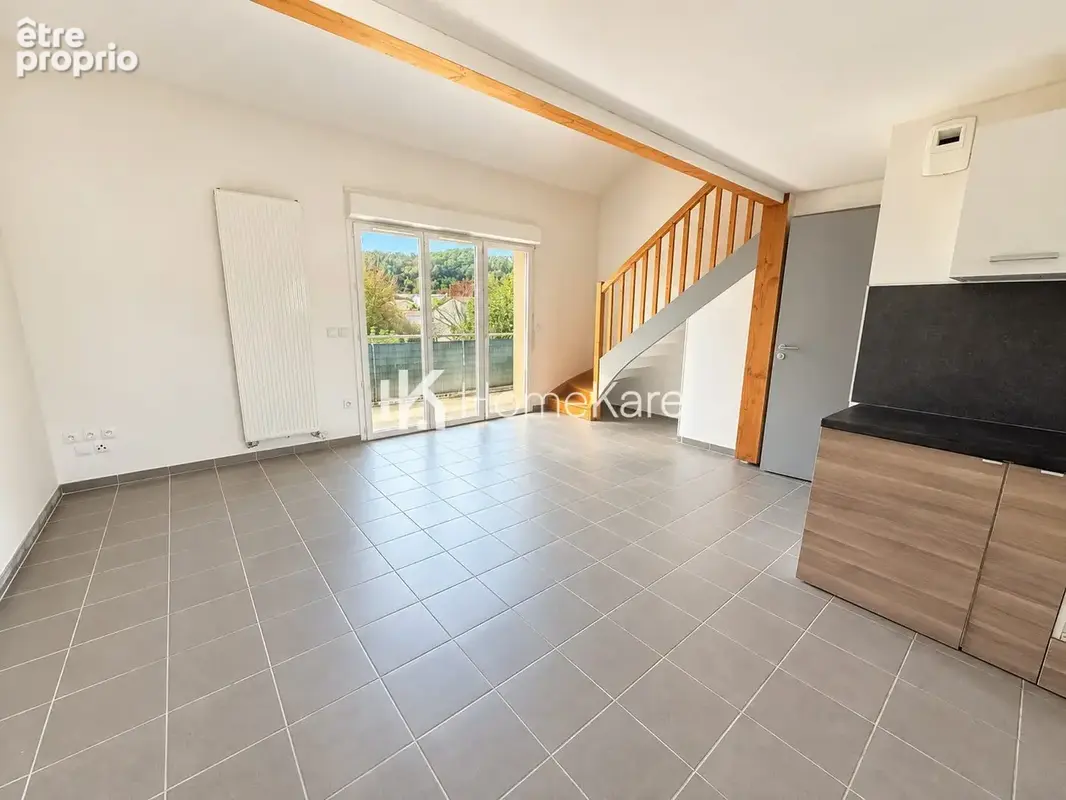 Appartement 2 pièces 45 m² à vendre à Leognan (33850) - photo 2