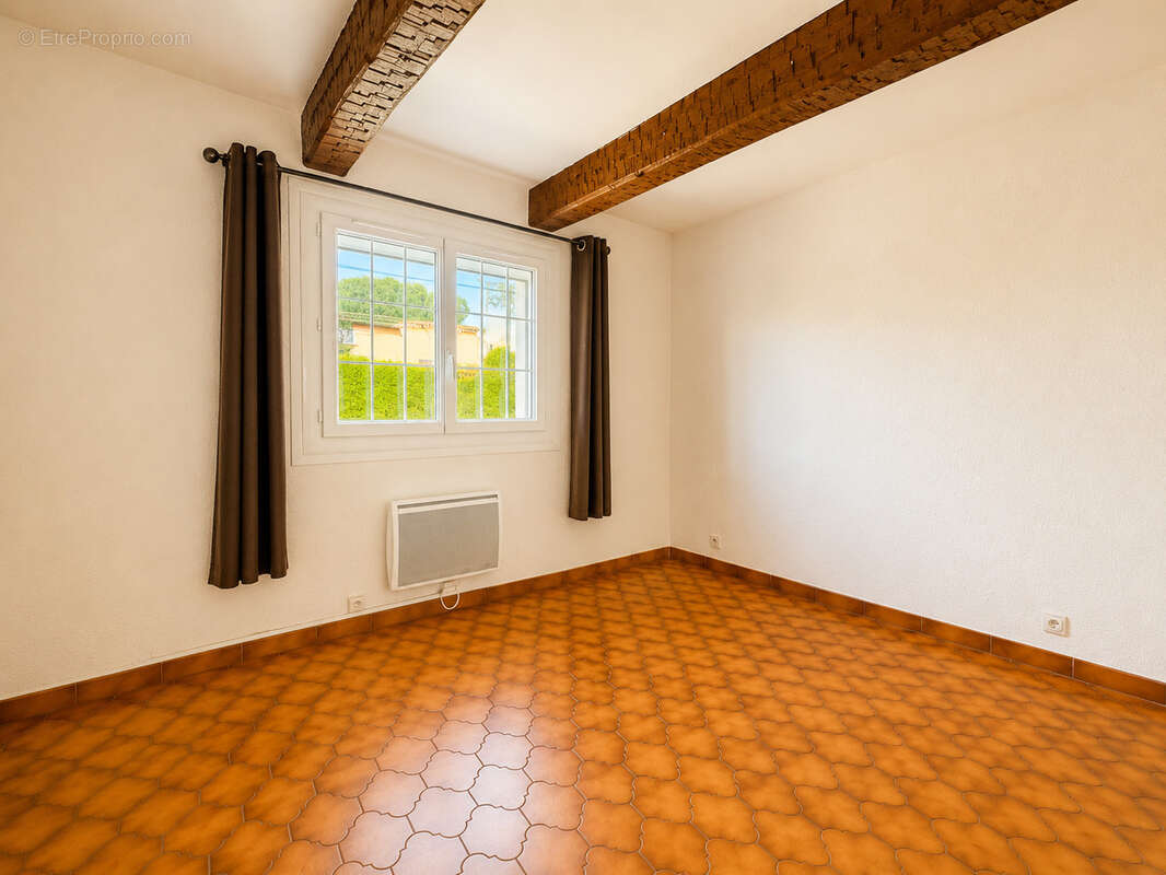 Maison à SIX-FOURS-LES-PLAGES