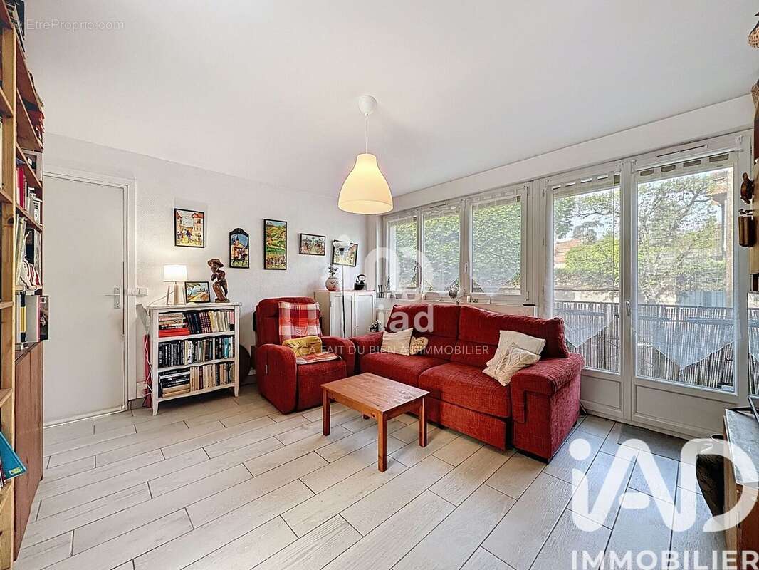 Photo 4 - Appartement à DAMMARIE-LES-LYS