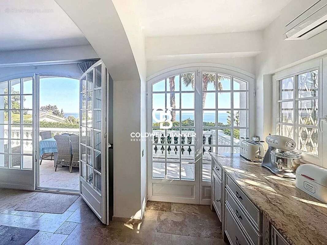 Maison à SAINT-RAPHAEL