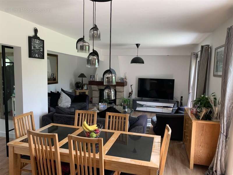 Maison à LA FEUILLEE