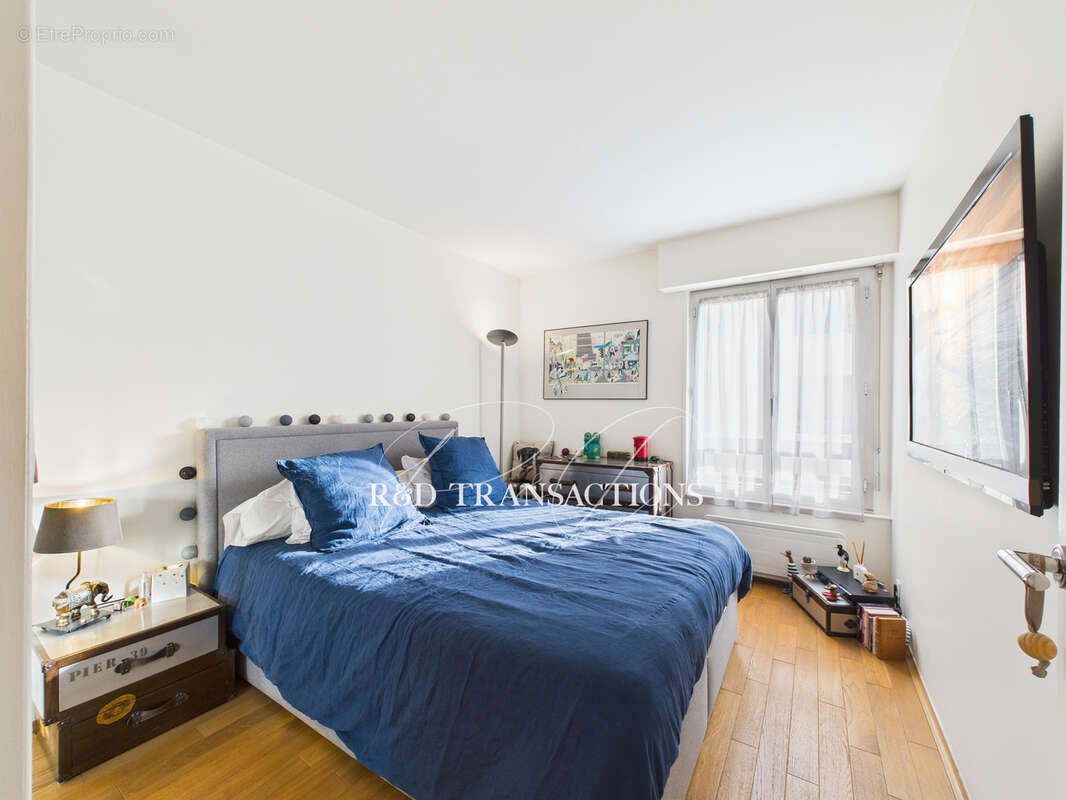 Appartement à SURESNES
