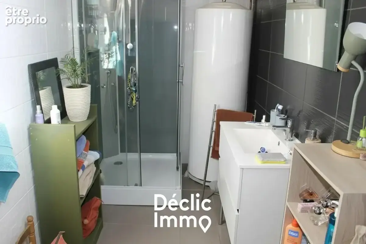 Belle opportunite maison 150m2t et grand local 80m2 - photo 7