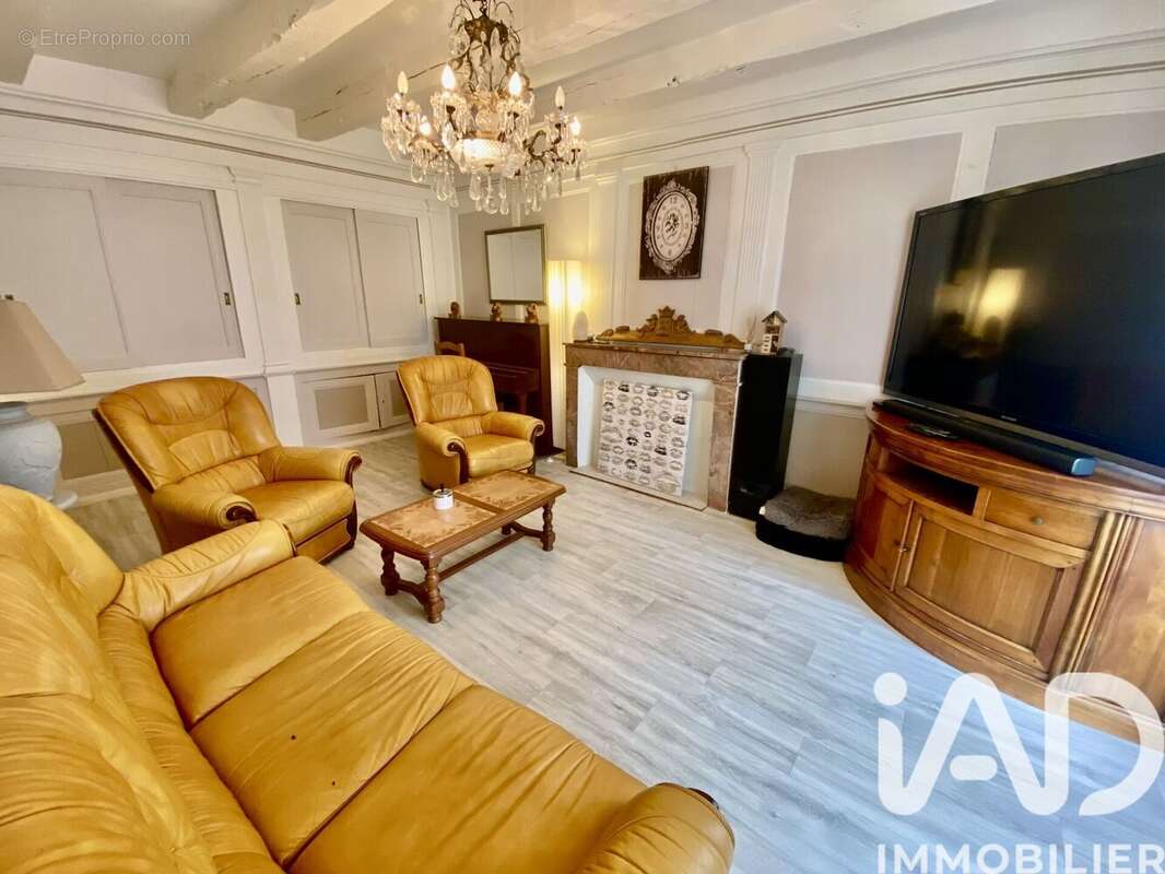 Maison 217 m² à La Trinite-Porhoet  - photo 6