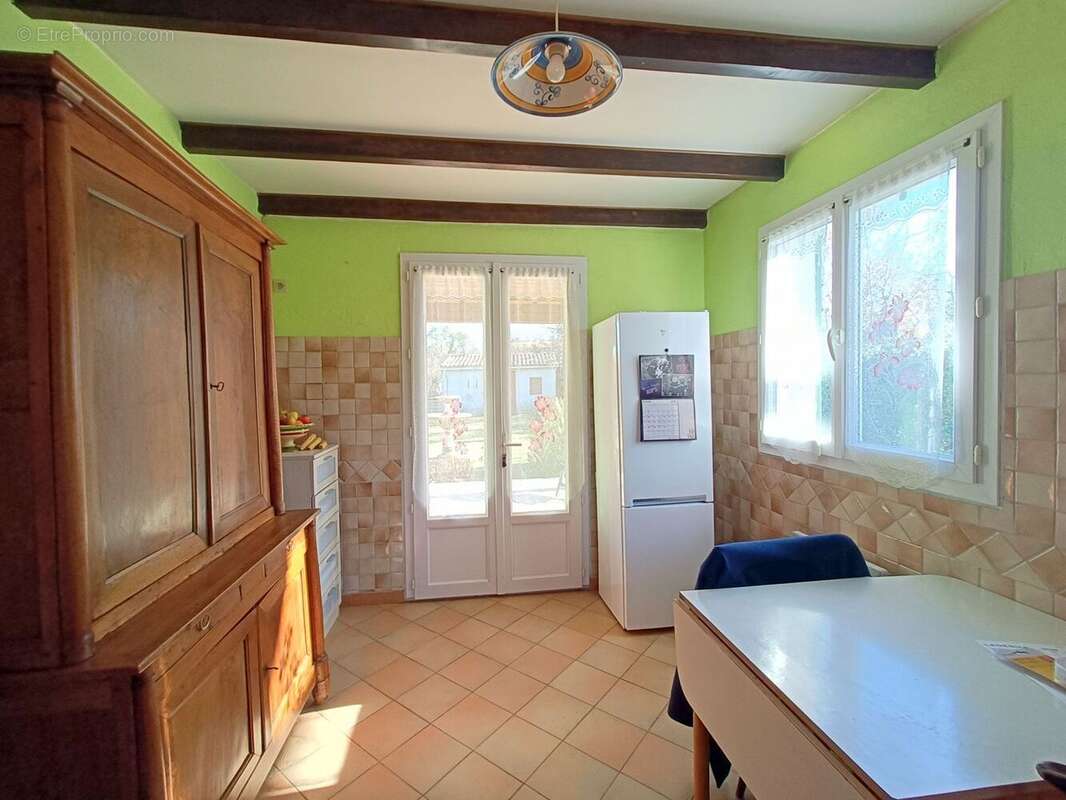 Maison 61 m² à Tavernes  - photo 7