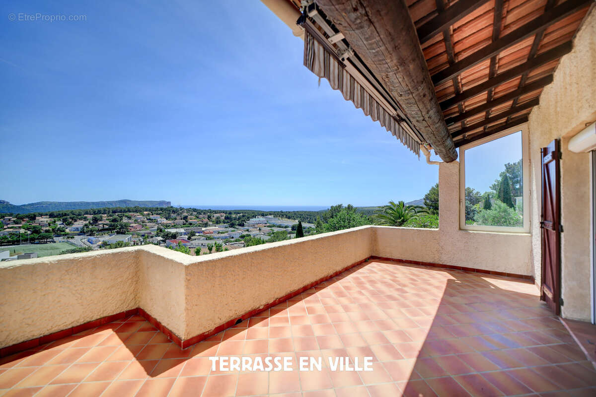Maison à CARNOUX-EN-PROVENCE