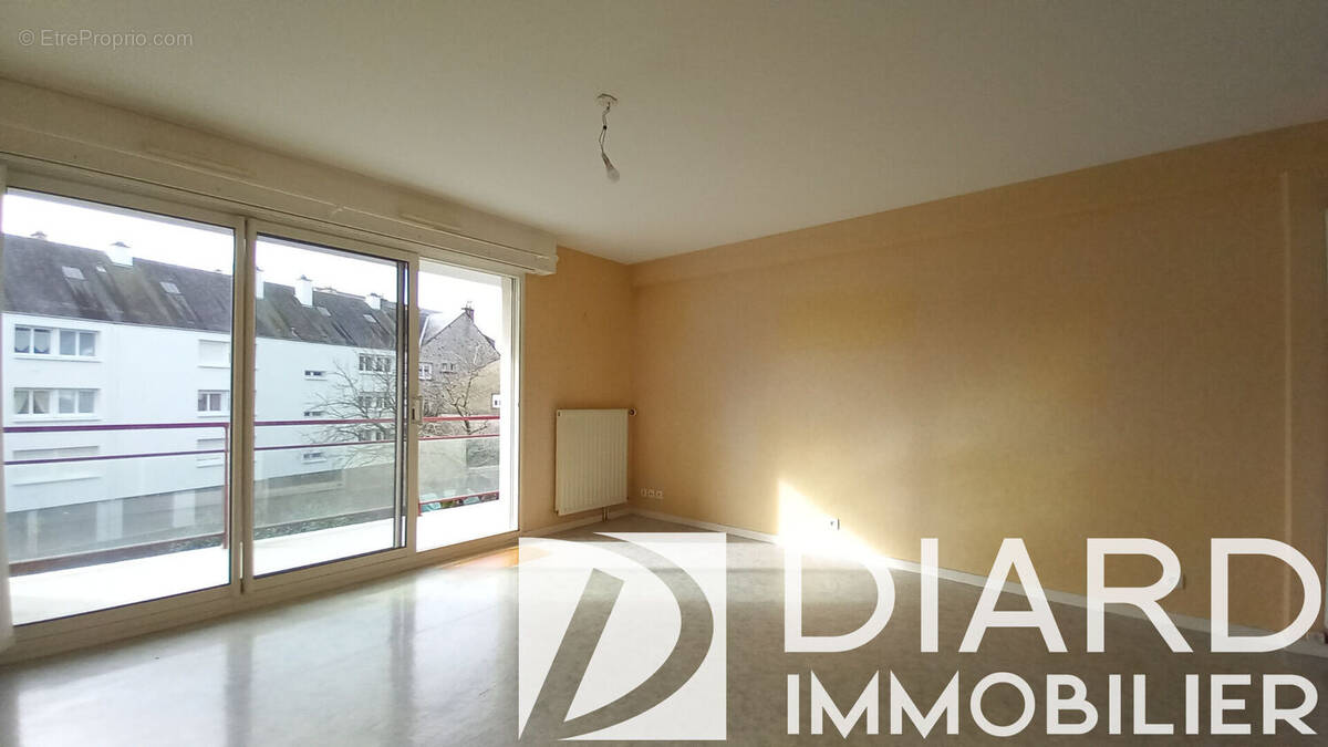 Appartement à FOUGERES