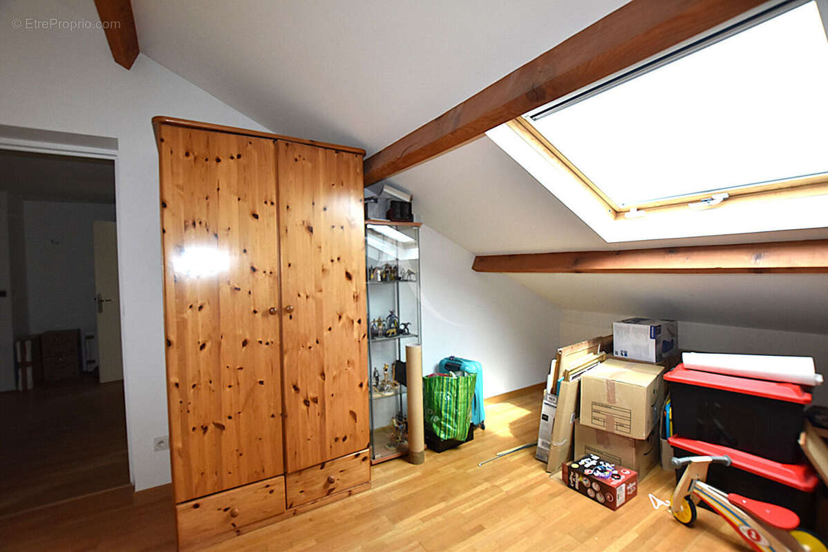 Maison à COMBS-LA-VILLE