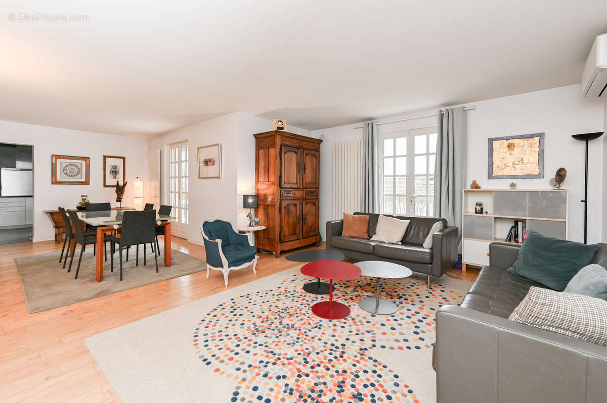 Maison à COMMUNAY