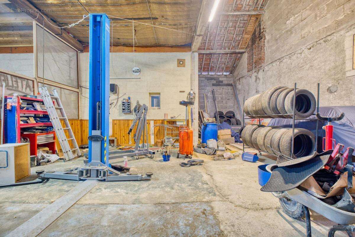 Maison à SAINT-ASTIER