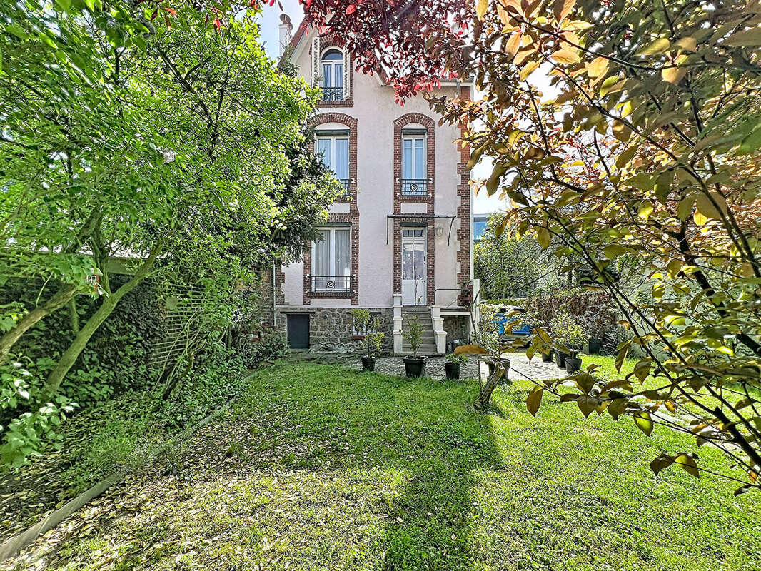 Maison à BOIS-COLOMBES