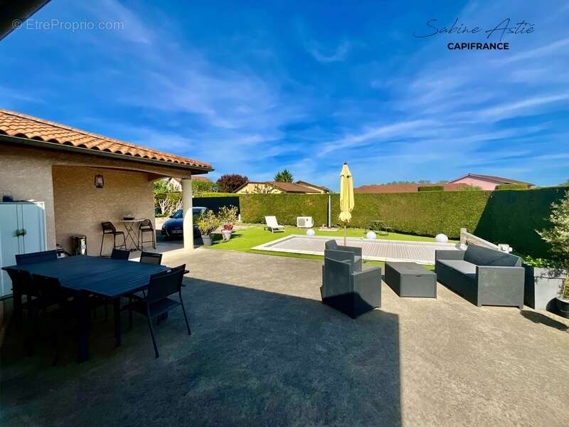 Maison à ARNAS