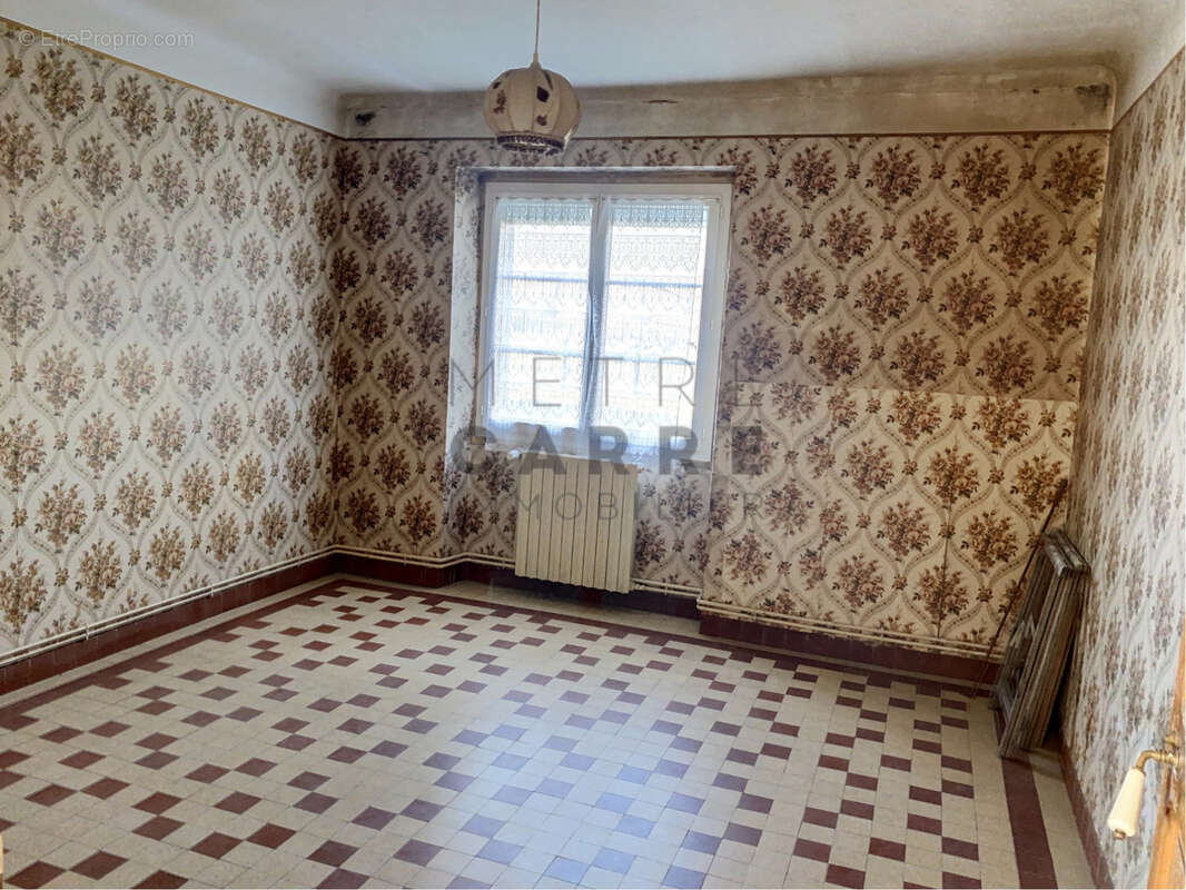 Maison à SAINT-SULPICE