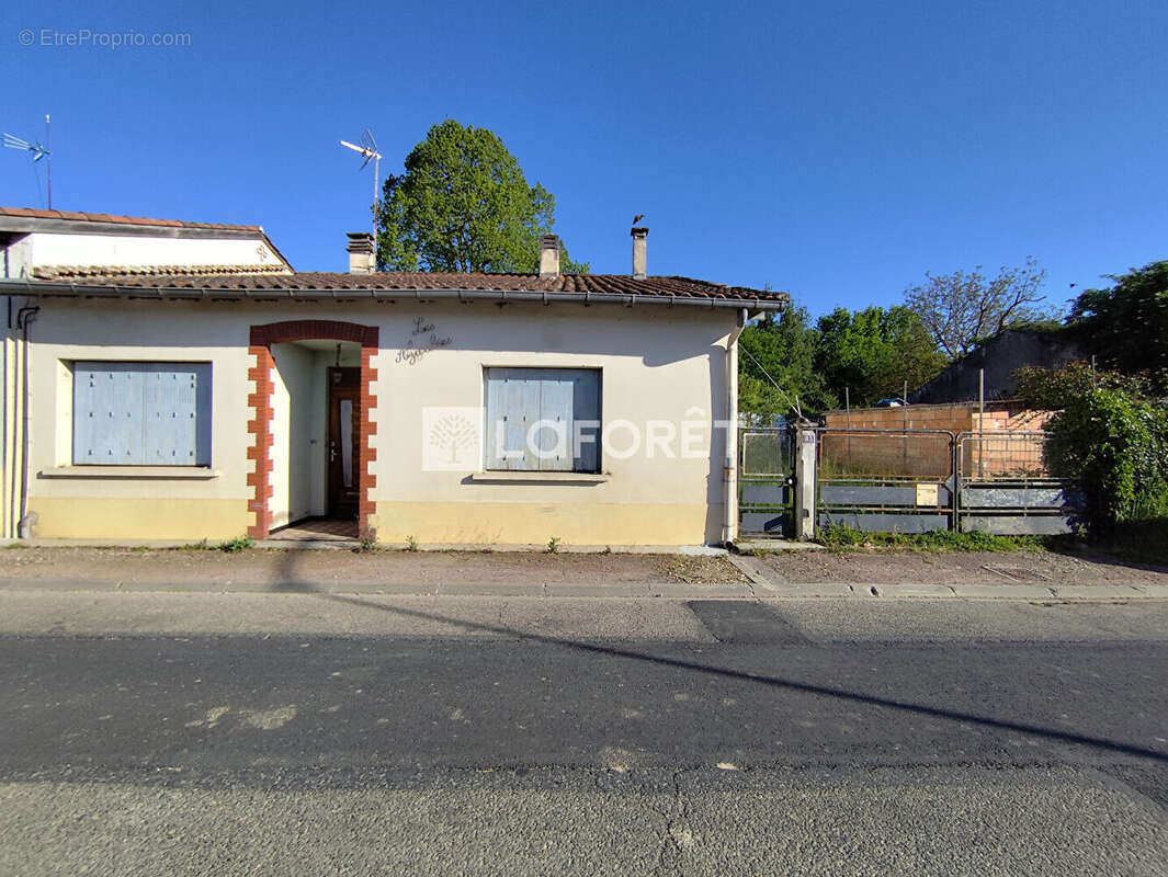 Maison à ESCATALENS