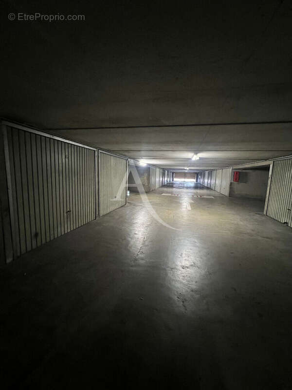 EXCLUSIVITE L'Adresse Garage fermé à vendre - photo 9