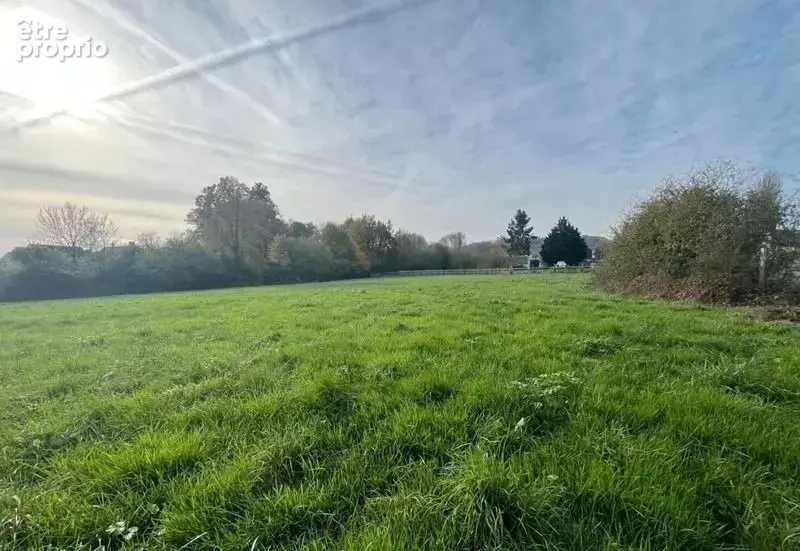 Terrain à BREUIL-LE-VERT