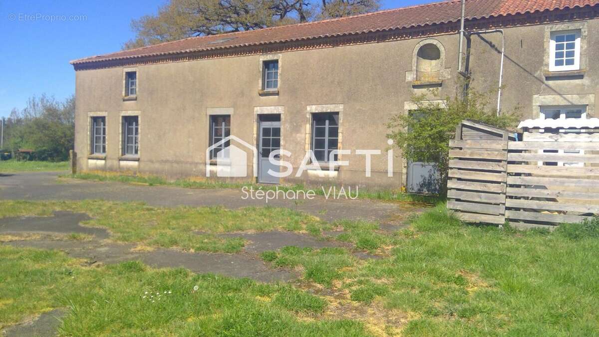 Photo 2 - Maison à MAULEVRIER