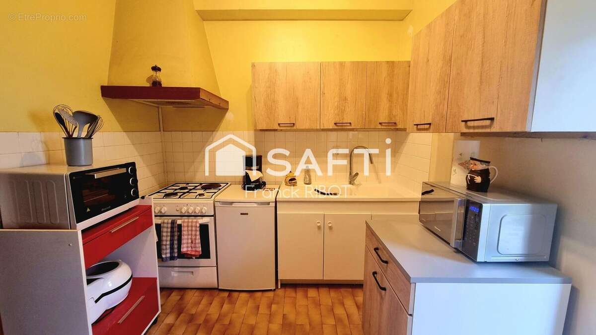 Maison 95 m² à Savigny-En-Terre-Plaine  - photo 6