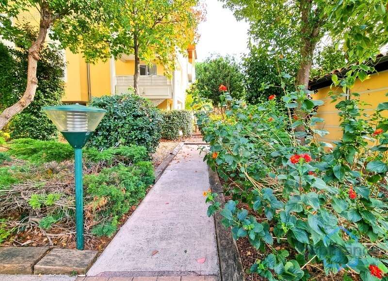 Appartement à LATTES