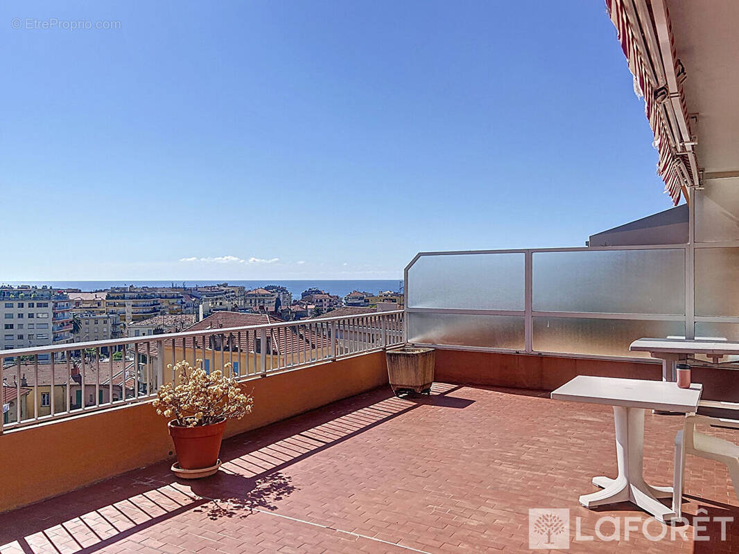 Appartement à MENTON