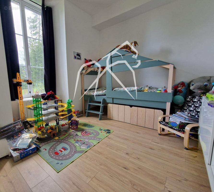 Appartement à BOIS-L'EVEQUE