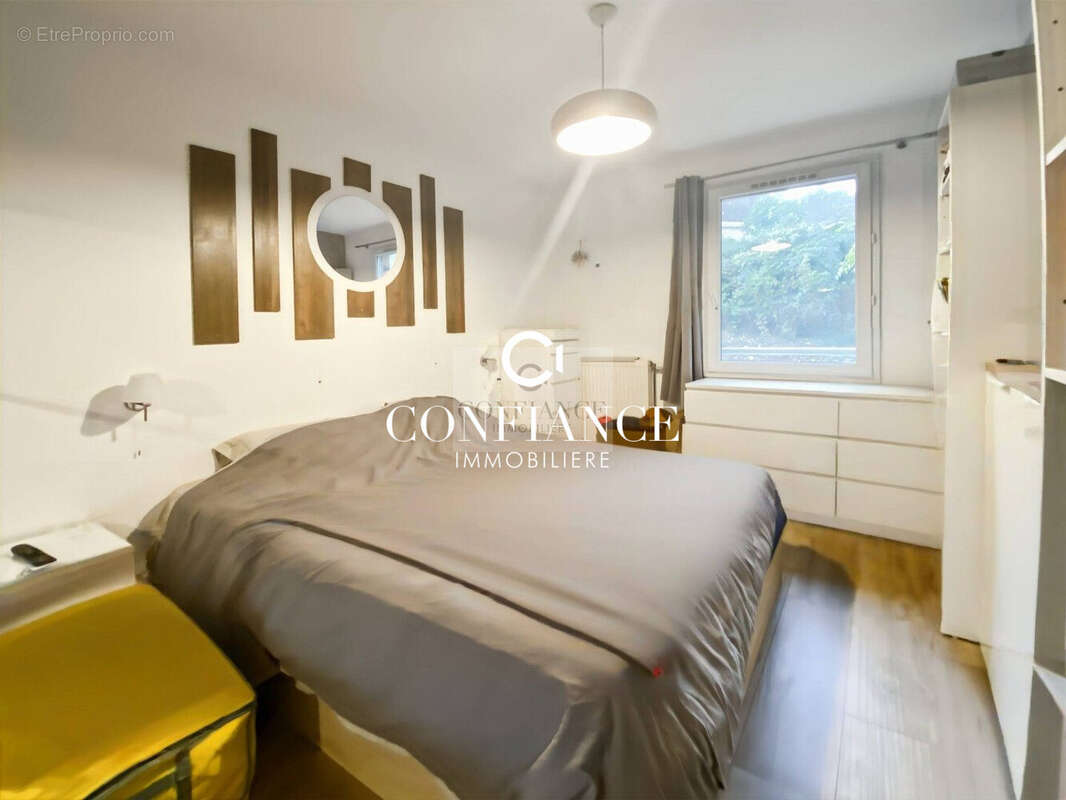Appartement à EZE
