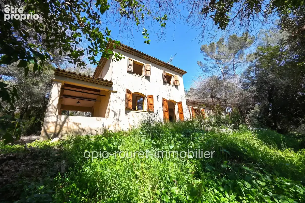 Photo Maison à Roquefort-Les-Pins au prix de 695 000€