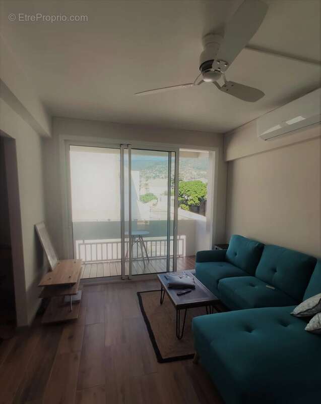 Appartement à SAINT-DENIS