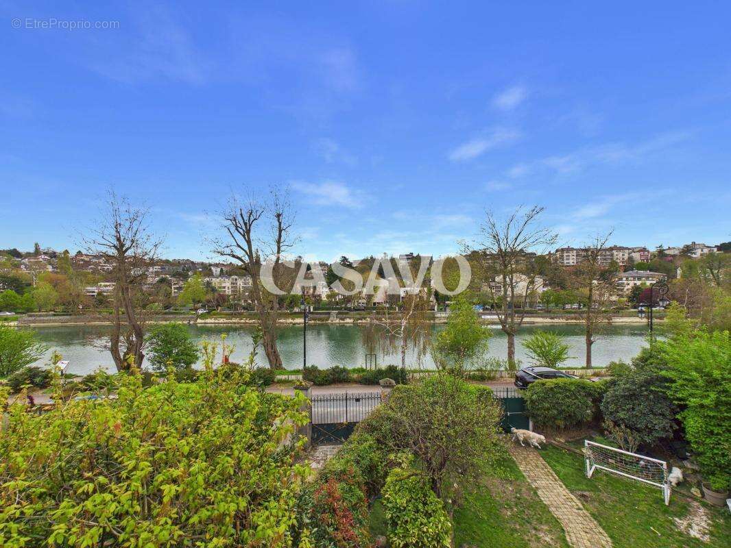 Maison à LE PERREUX-SUR-MARNE