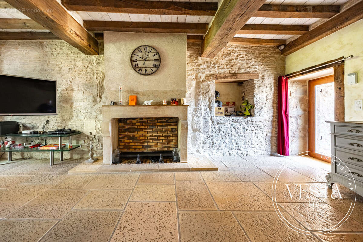 Maison à AHUY