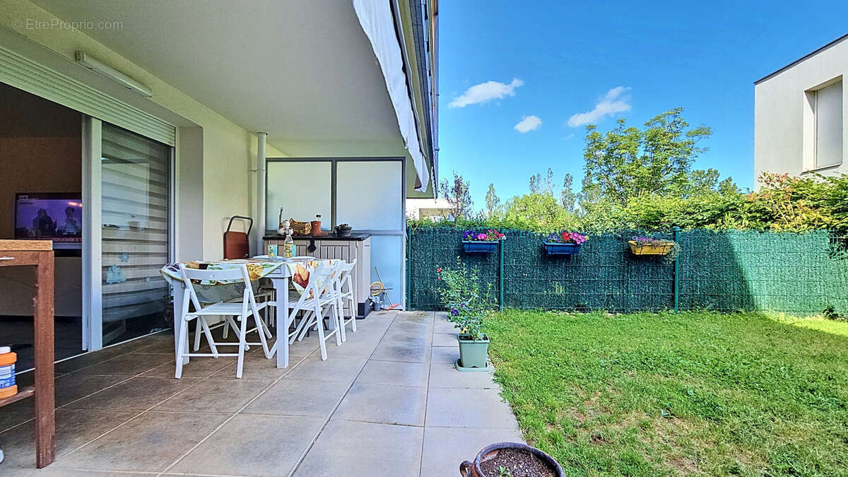 Appartement à RILLIEUX-LA-PAPE
