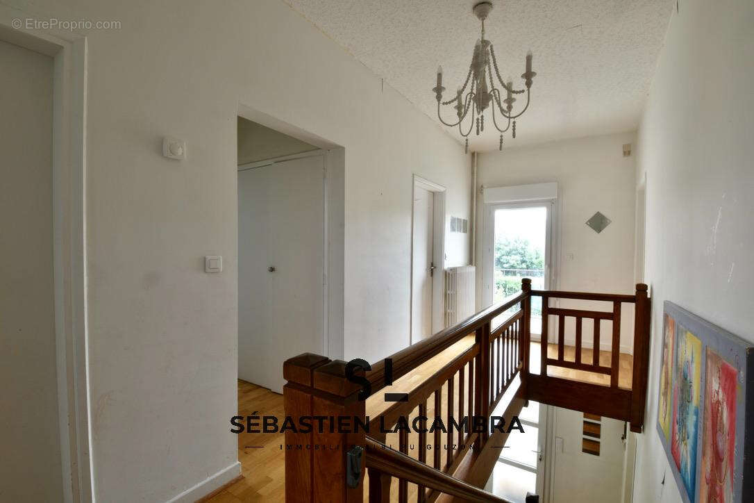 Maison à SAINT-JUERY