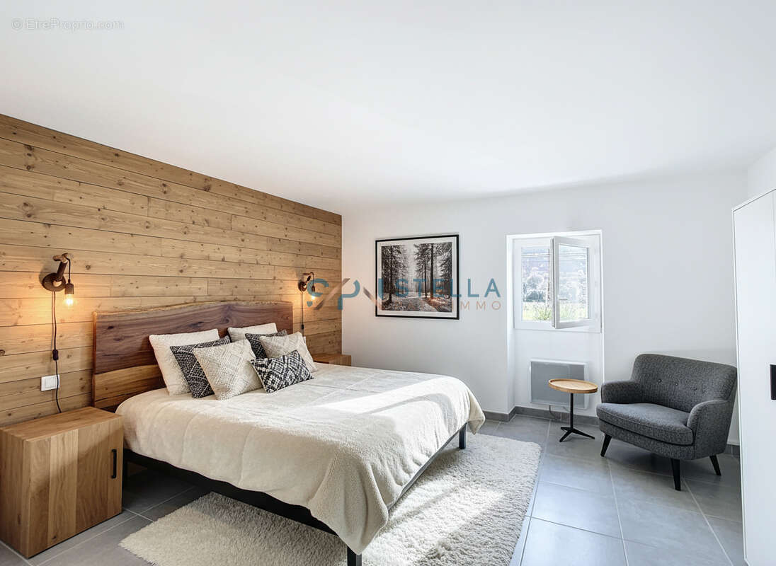 Appartement à VERO