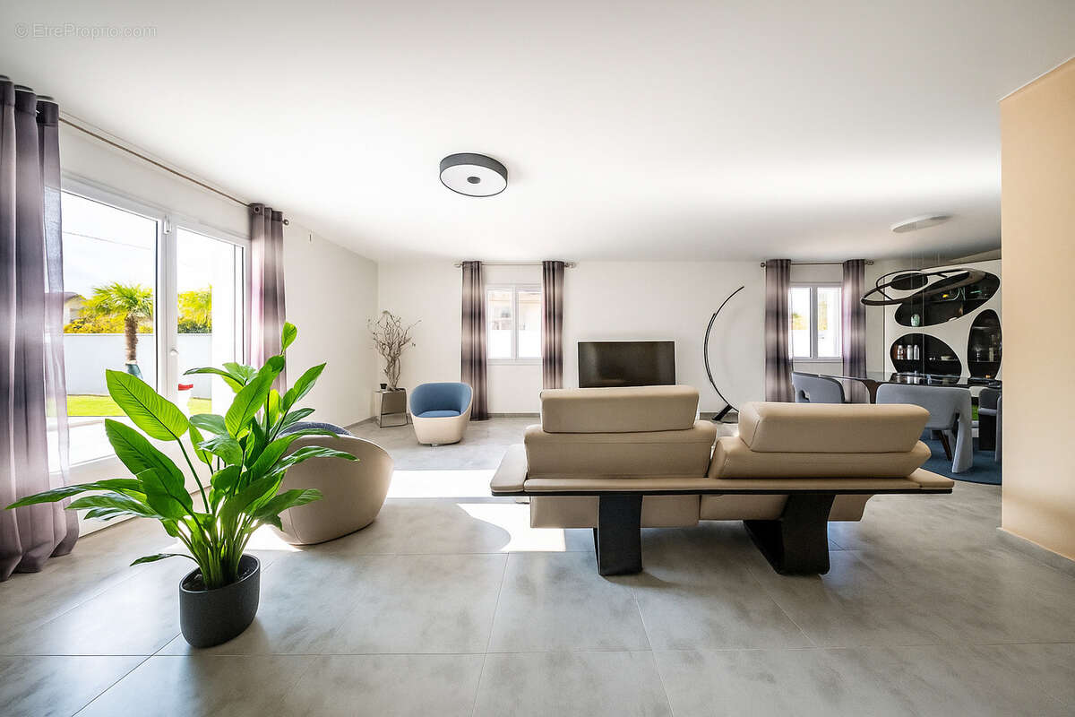 Maison à MOREY-SAINT-DENIS