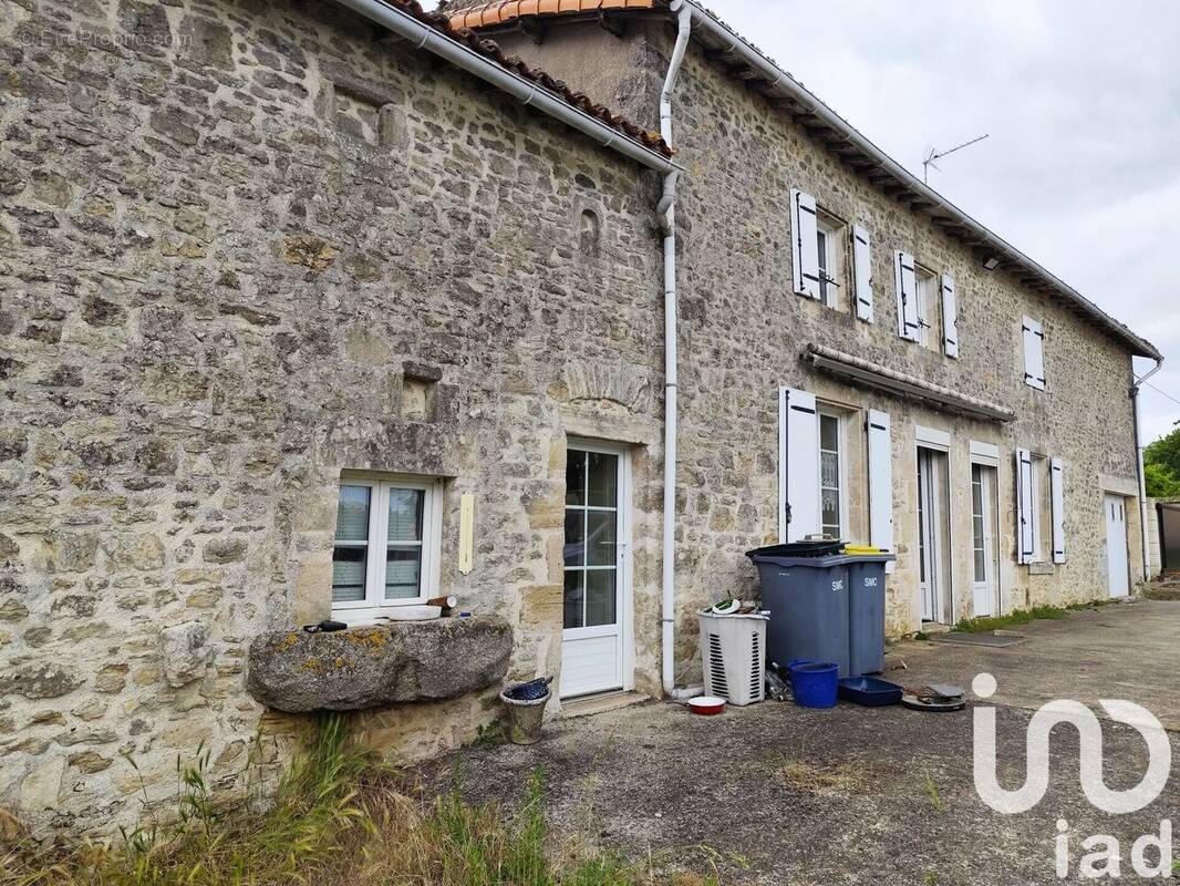 Photo 1 - Maison à ALLONNE