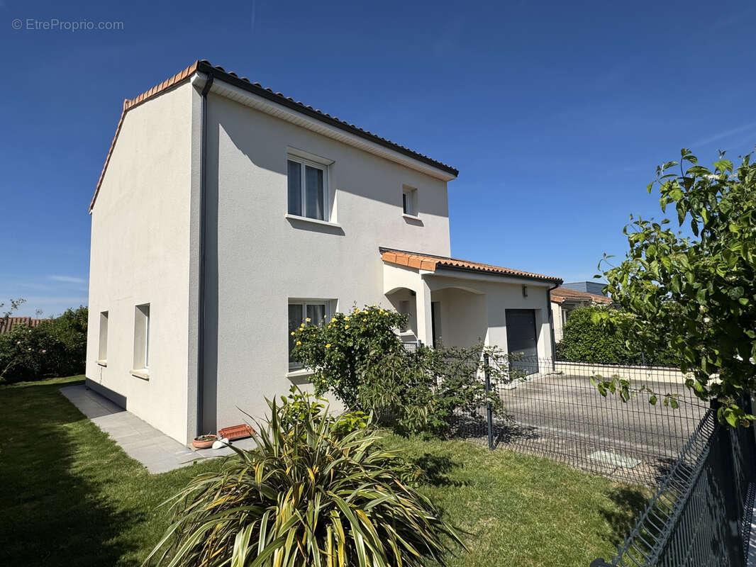 Maison à MIGNE-AUXANCES