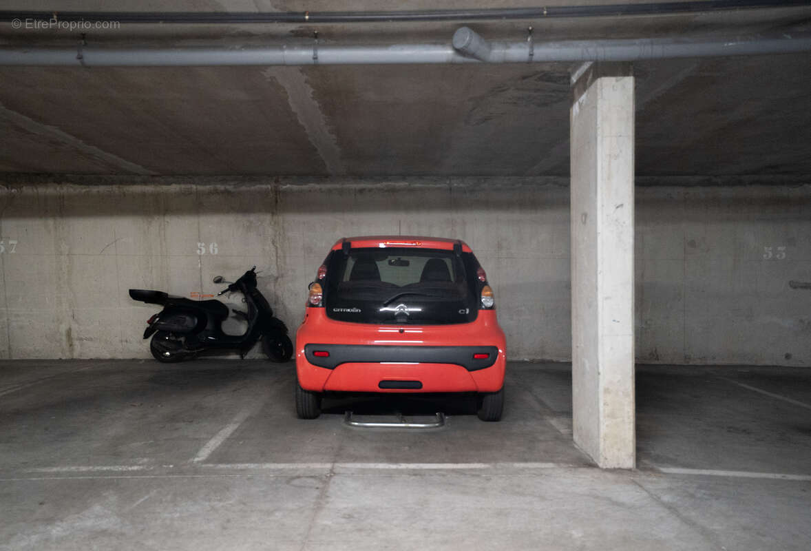 Appartement à MARSEILLE-6E