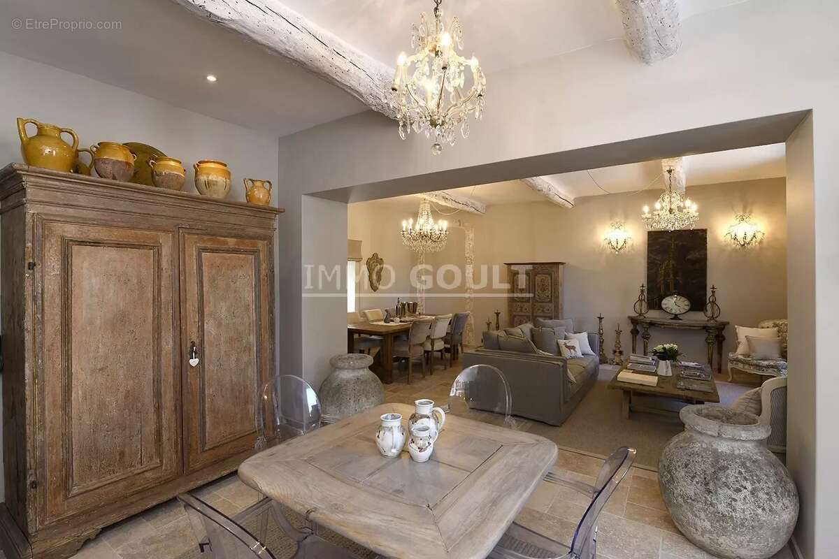 Maison à GOULT