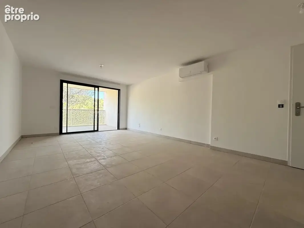 Appartement 3 pièces 65 m² à vendre à Nimes (30900) - photo 4