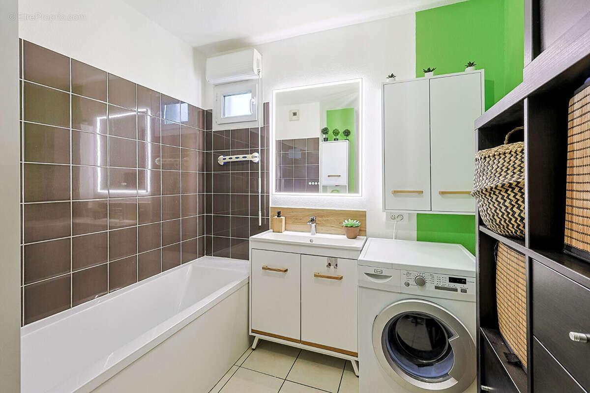 Appartement à MARSEILLE-13E