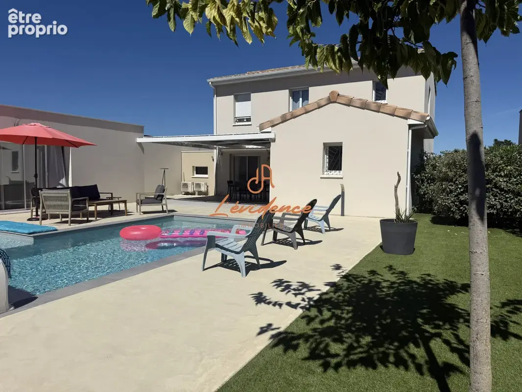 Photo Maison à Montelimar au prix de 568 000€