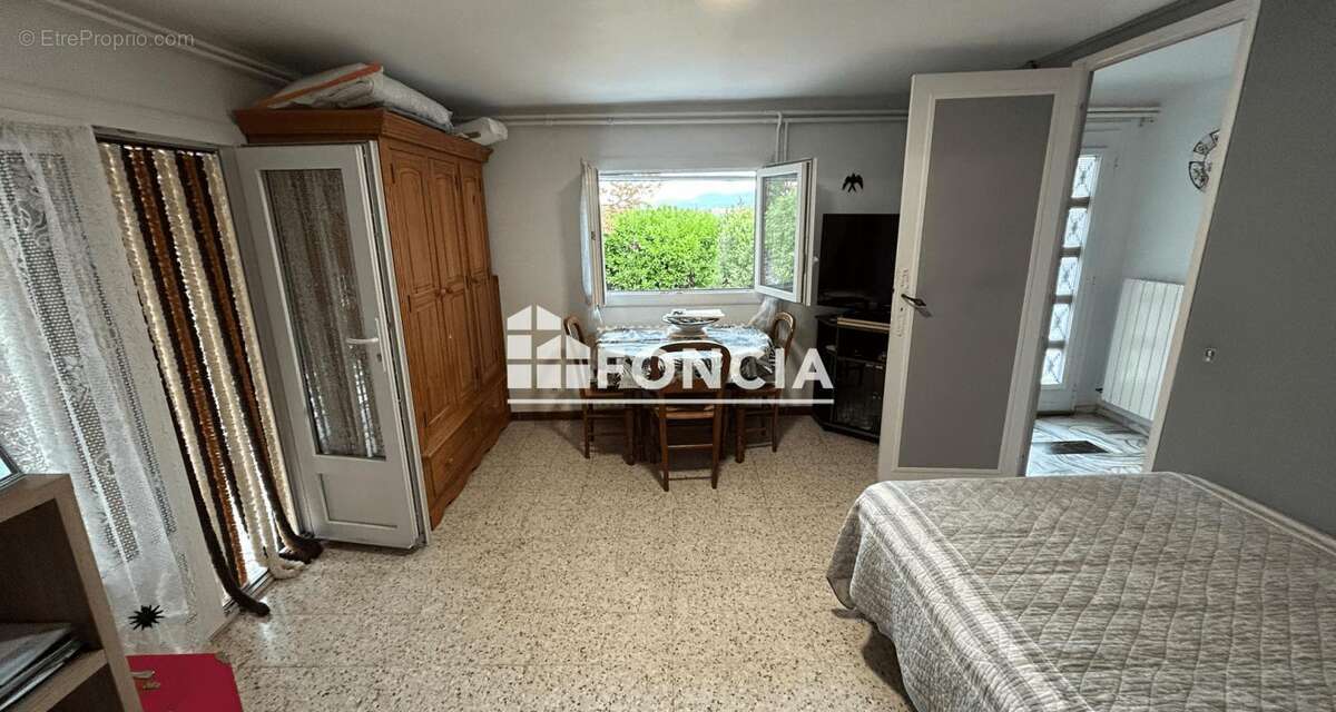 Maison à LA CELLE