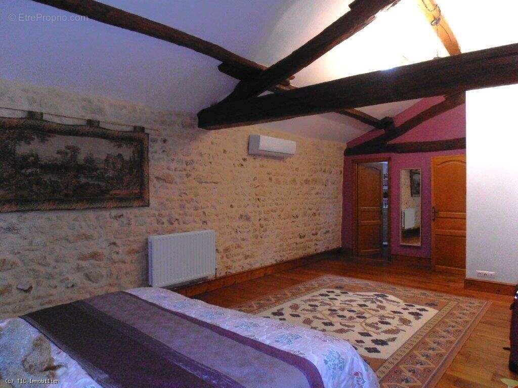 Maison à SAUZE-VAUSSAIS