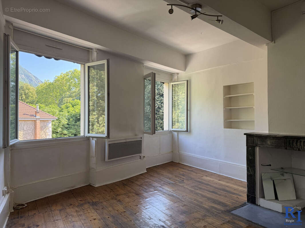 Vue dégagée sur la Bastille - Appartement à GRENOBLE