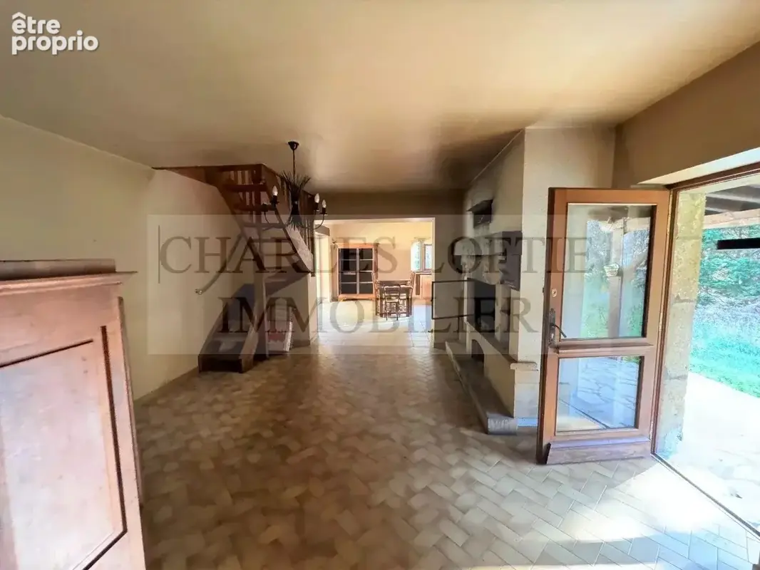 Charmante maison en pierre, garage et dépendances sur 1.5 ha au calme et proche d'un village en Bouriane - photo 8